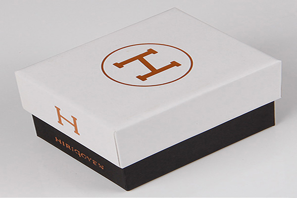 上海专业一些的包装盒印刷公司排名榜5强资料曝光！上海易迅服饰有限公司和上海灿蕊工贸有限公司等费用价格表预览！